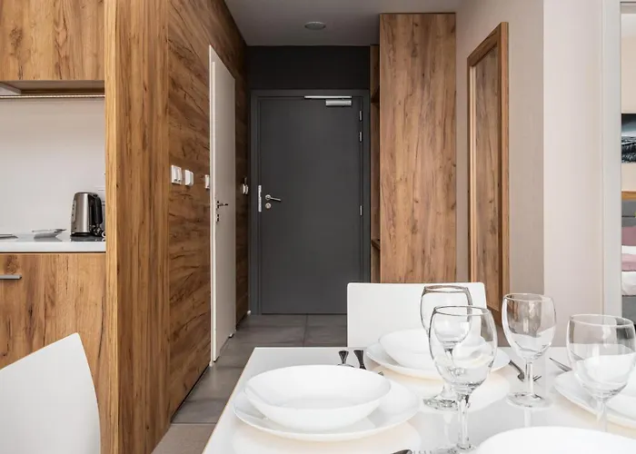 Panorama - Czarna Gora By Sun & Snow